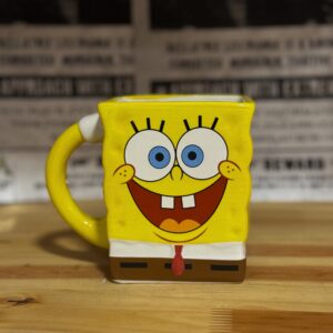 Taza 3D Bob Esponja Oficial – Diseño Cuadrado de Cerámica